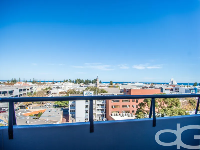 Fully Renovated and Partly-Furnished Inner City Pad With Spectacular Views