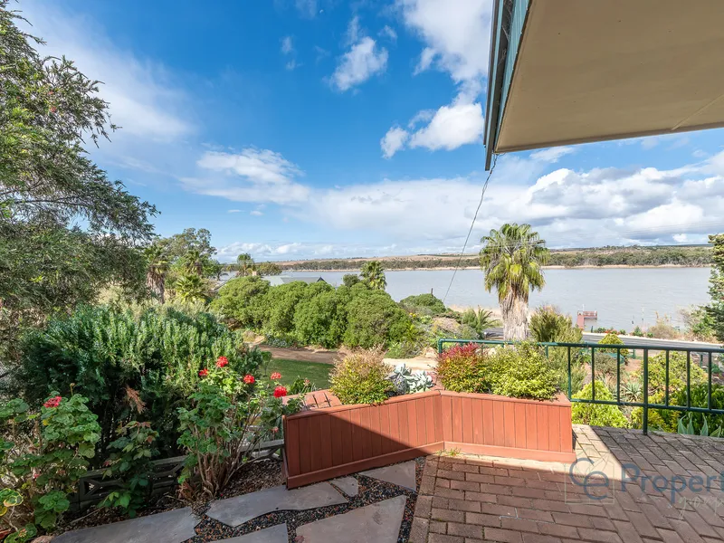 Relax and enjoy either inside or outside, on the water’s edge