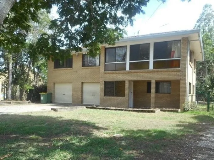 Riverfront House and Land on 2 acres 30mins from Brisbane