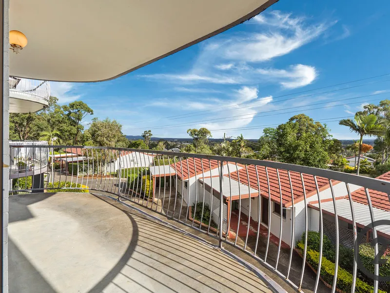 Charming Apartment With Stunning Views