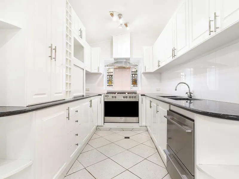 Large updated home with additional studio space! --- OPEN SAT 12/08 @ 11:45AM - 12:00PM ---