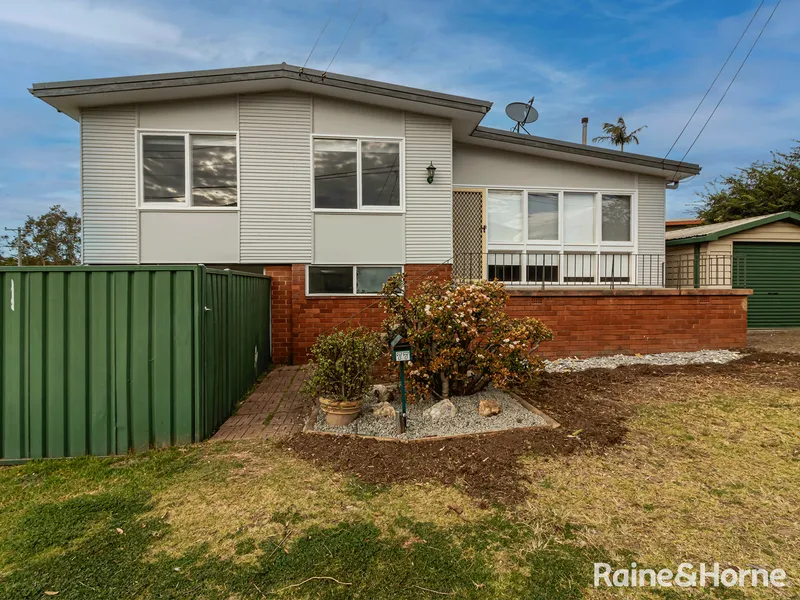 Refreshed 3 Bedroom Home!