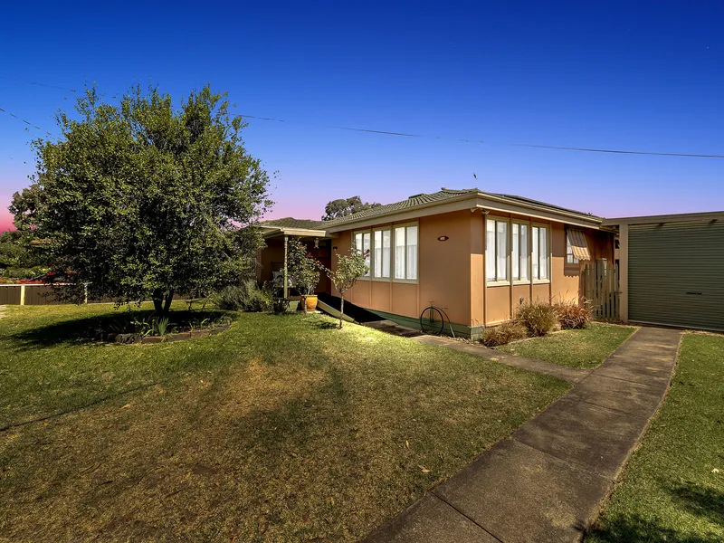 Under Contract by Stockdale & Leggo Team, Another Wanted Urgently!