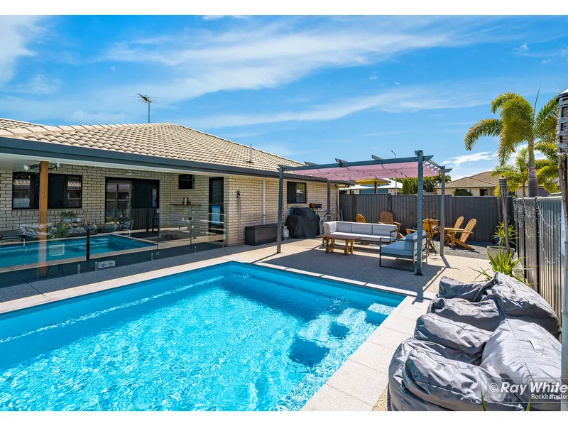 Well-designed Family Living at its Best!