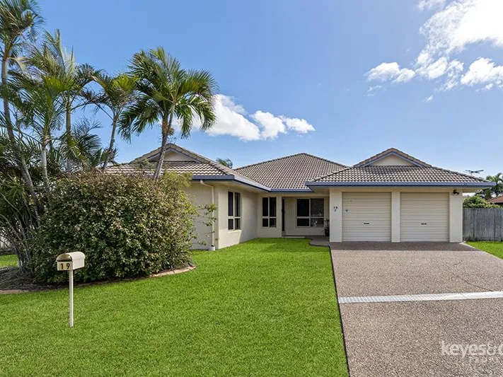 Huge Family Home!