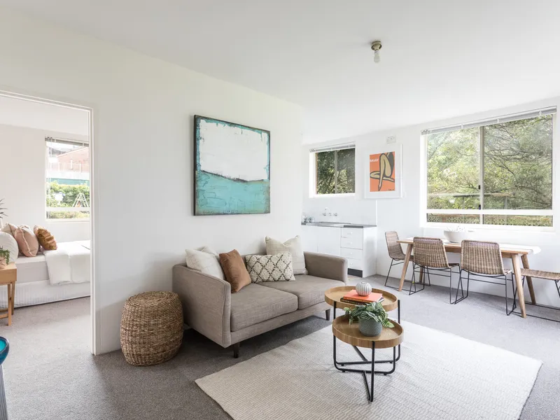 A bright and affordable apartment with parking and greenery all around