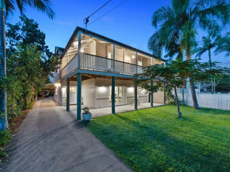 DUAL LIVING FAMILY HOME