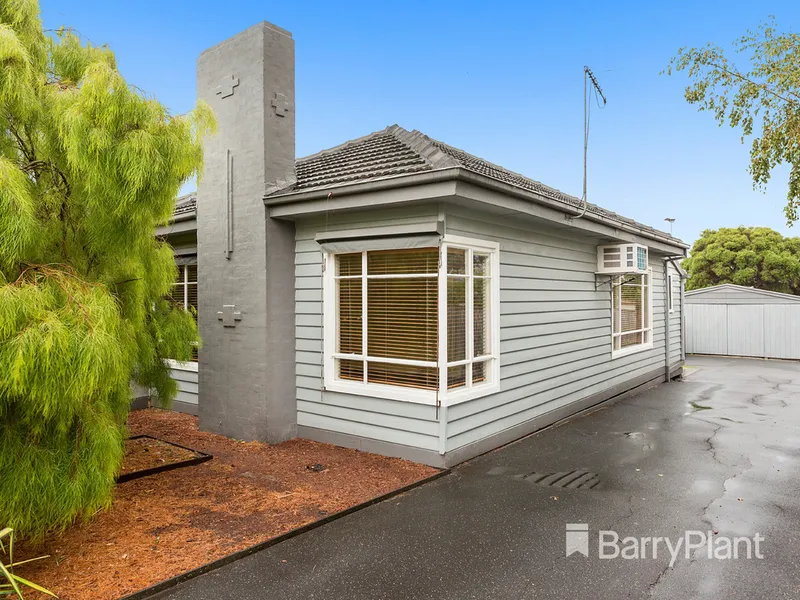 3 Bedroom Home with Swimming Pool