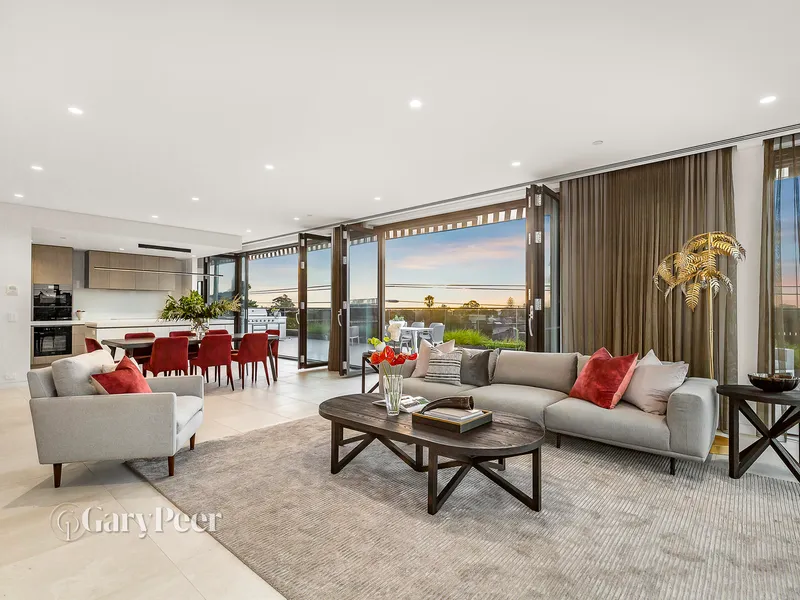 Prestigious penthouse living