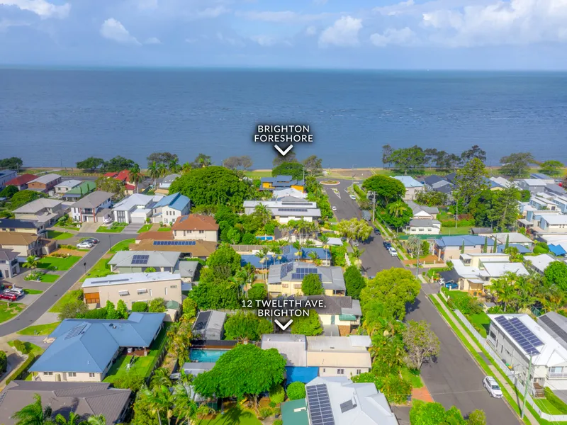 Large and Spacious Low-set with Pool, only a short Walk to Water.