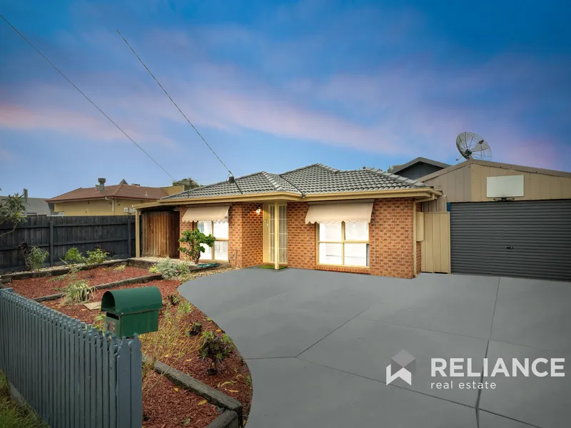 Spacious beautiful home in Seabrook!