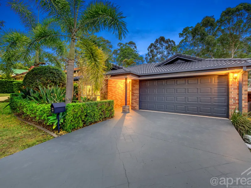 FIRST WEEKEND ON THE MARKET