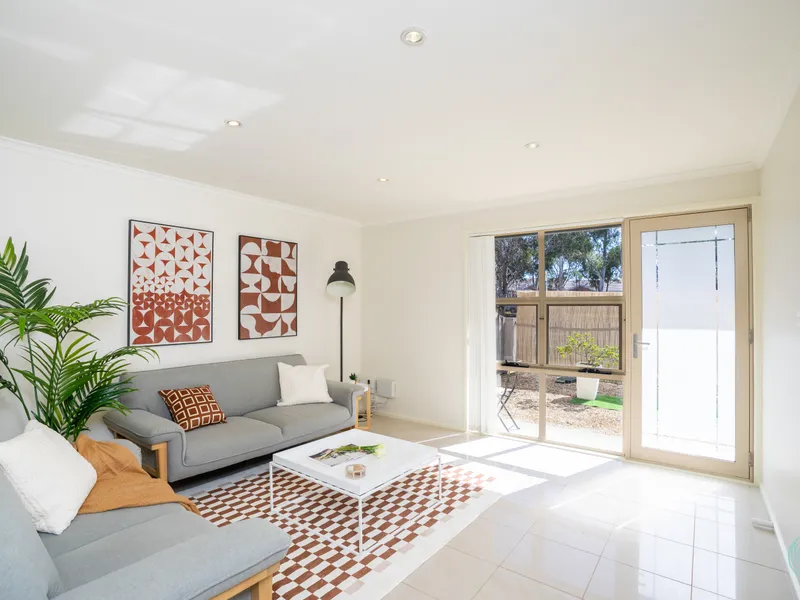 Brilliant location & Fresh painted House title Townhouse! – 300m to Light Rail Station.