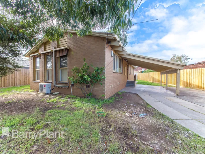 Perfect Family Home with ample Backyard Space!