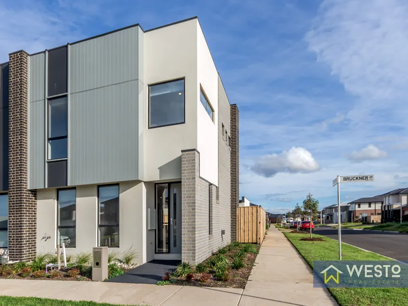Elegant Brand new 3 Bedroom Townhouse