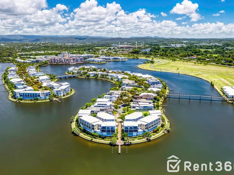 Island Living In Town