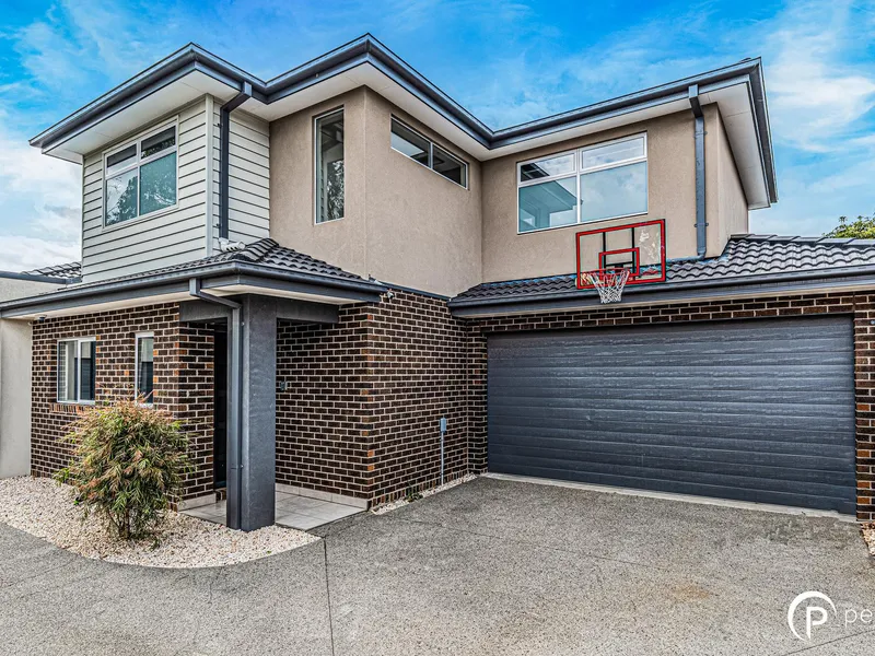 MODERN STYLE AND BRILLIANT LOCATION