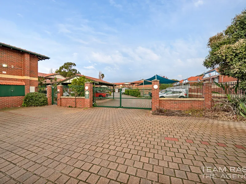 Lakefront lifestyle Unit