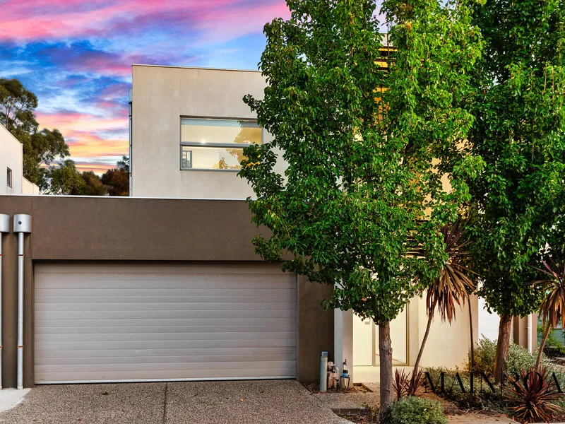 Light, bright and close to nature.