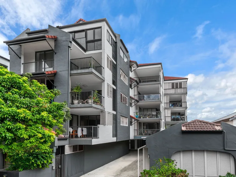 Stunning Panoramic Park Views  **BOND LOANS AVAILABLE