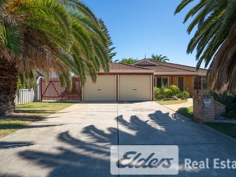 FAMILY LIVING IN STYLE