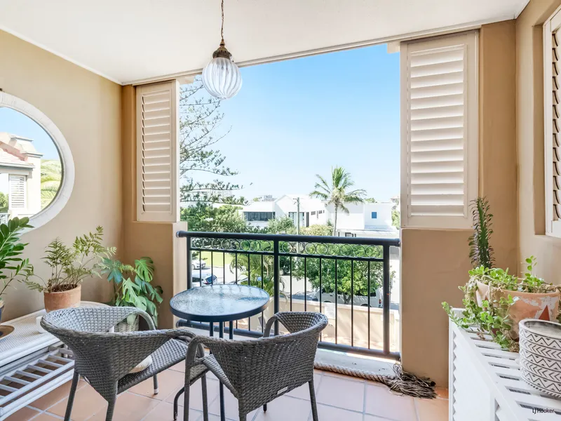 Beachside Bliss - Fully furnished unit just steps to the beach!