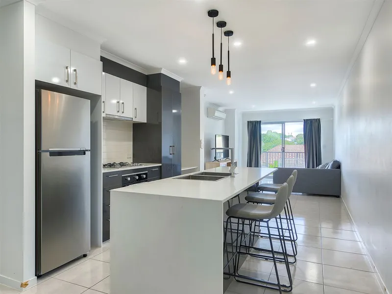 Seller Required to Sell this Massive, Modern Unit!