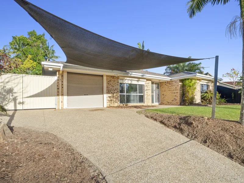 SPACIOUS FAMILY HOME!!!