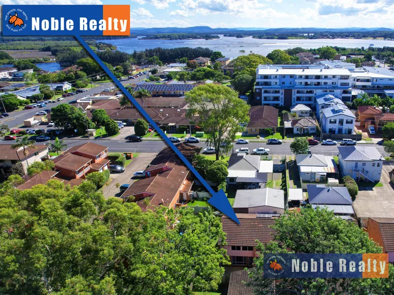 TERRIFIC TOWNHOUSE INVESTMENT - CLOSE TO CBD