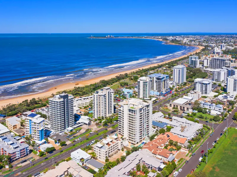 Modern - 3rd Floor Cotton Tree Three Bedder – Offers Over $949,000