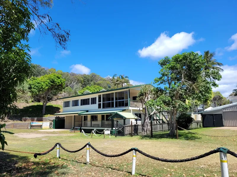 FREEHOLD – FRASER ISLAND – HAPPY VALLEY