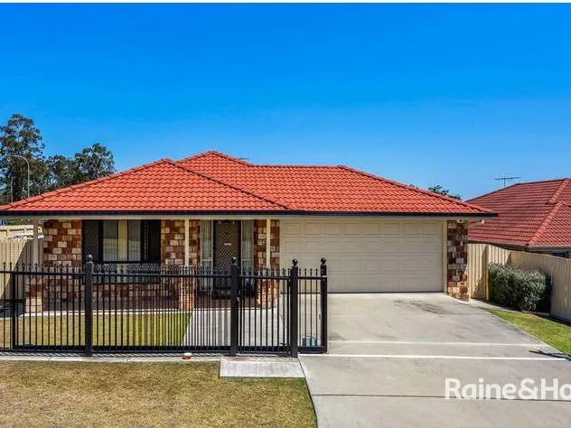 Bellbird Park Special Builders house.
