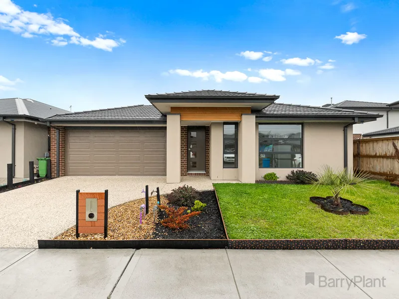 Modern And Charming Family Home in the Estate of Brompton!