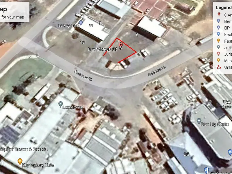 242 m2 Vacant land residential, Zoning Commercial