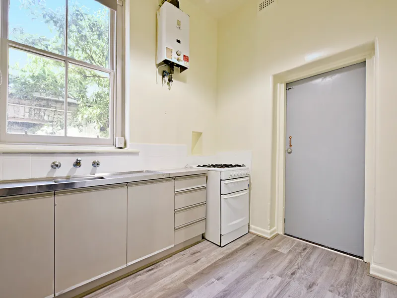 PLEASE REGISTER YOUR DETAILS BELOW, TO BE NOTIFIED OF UPCOMING INSPECTION TIMES