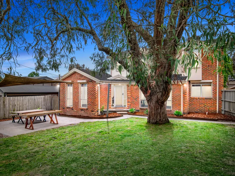 Spacious Town Home On Sizable Allotment