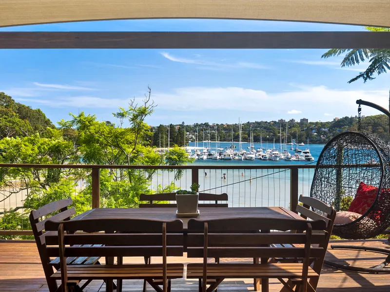 Box seat Middle Harbour views – 4-month lease only