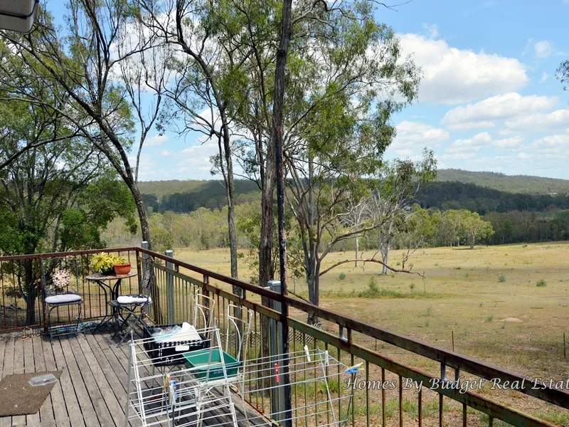 Beautiful Secluded Acreage, Close to Everything and Excellent Water Supply