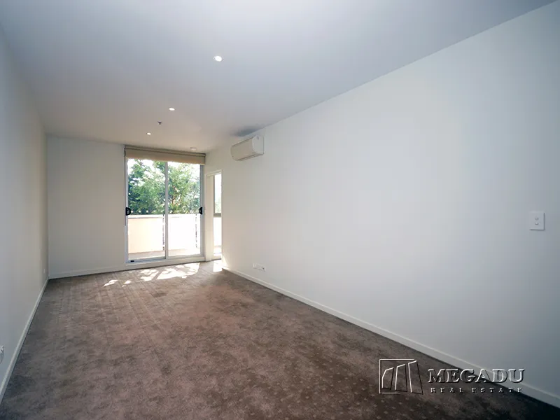 2 Bed and 2 Bathrooms at Box Hill Prime Location