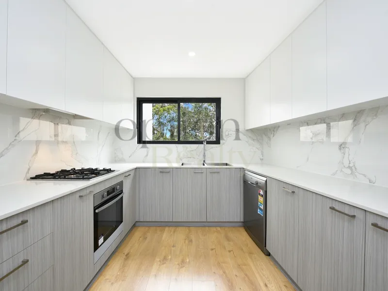 Luxurious Lifestyle Apartment, Brand New, Come and Feel it  