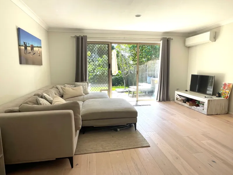 GORGEOUS 3 BEDROOM TOWNHOUSE, ENJOY LIVING IN A TREED AREA AND HEARING BIRDS CHIRP AT 