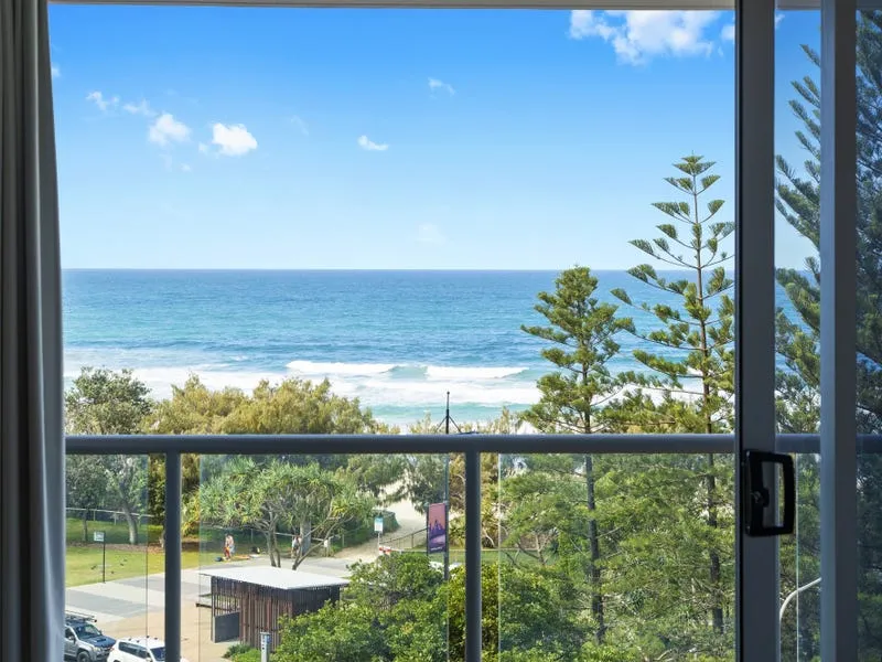 Peninsula - 6th Floor Ocean View - Fully Furnished