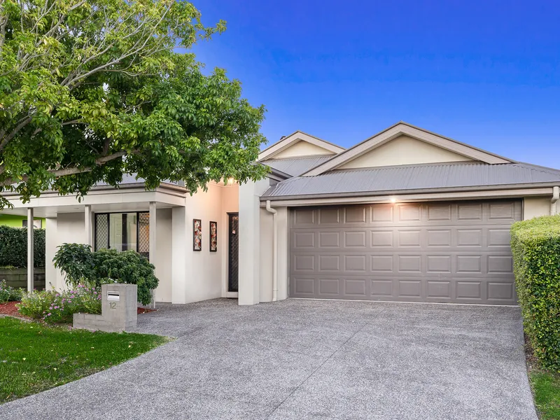 Ultimate Location, Idyllic Living!