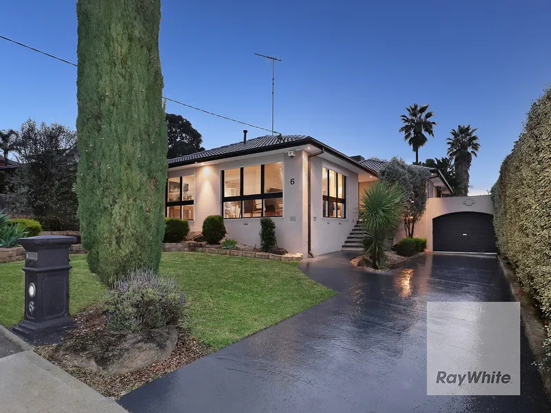 Family Entertainer with a Stellar Cellar!