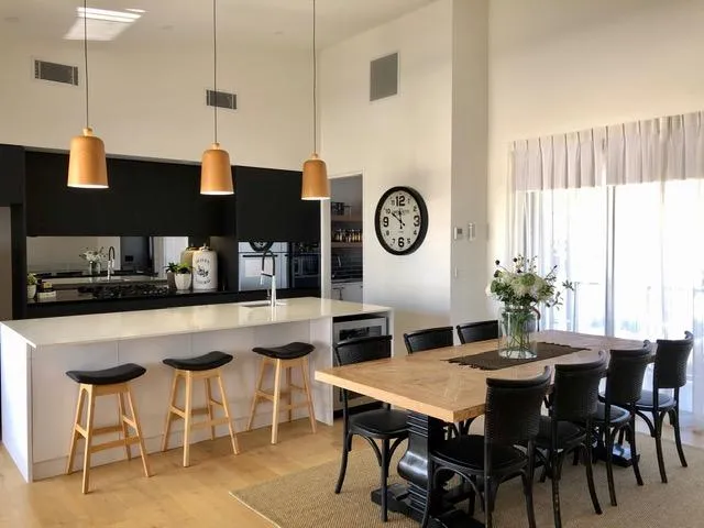 Luxurious Terrace Home