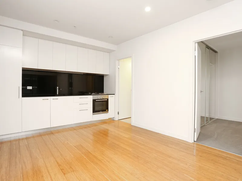 MODERN 2 BEDROOM APARTMENT