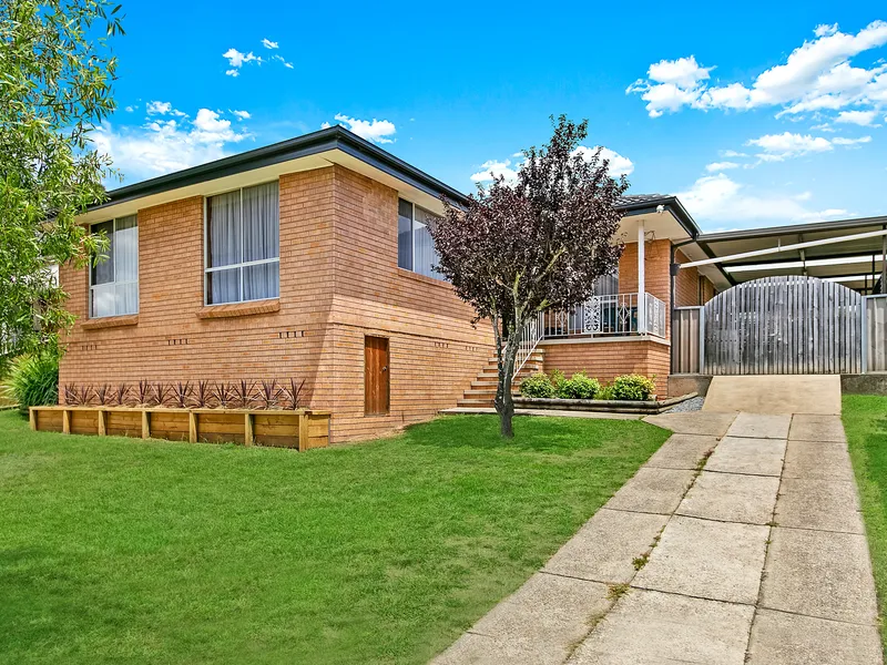 Much Loved Four Bedroom Family And Pet Friendly Home With Large Saltwater Inground Pool