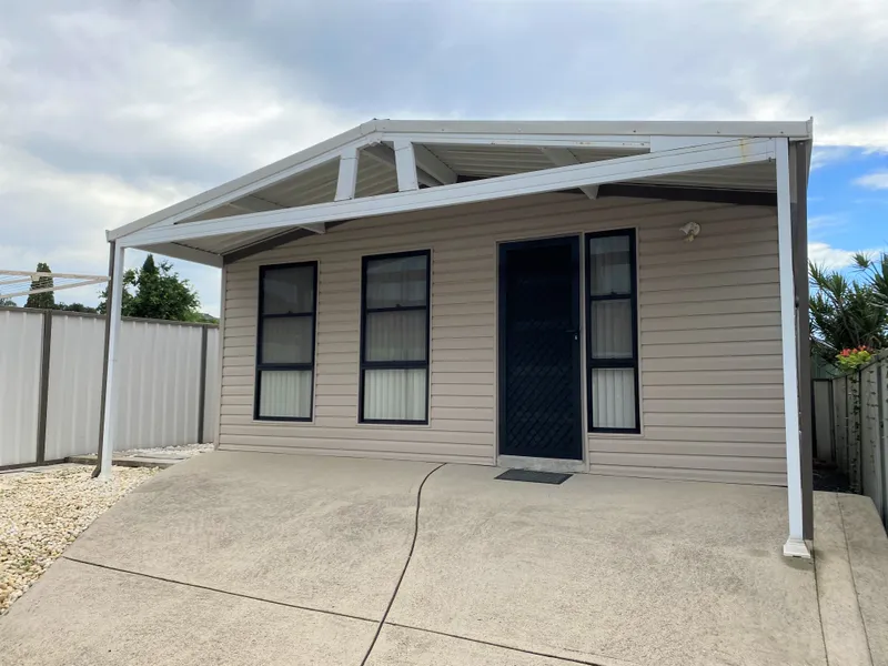 Modern Granny Flat with Water Included!