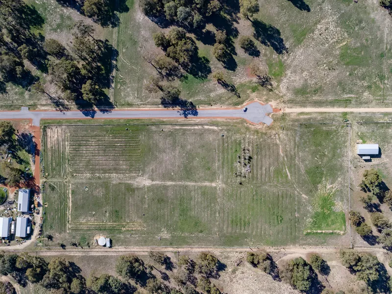 2 Storey Rammed Earth Beauty on 12 acres