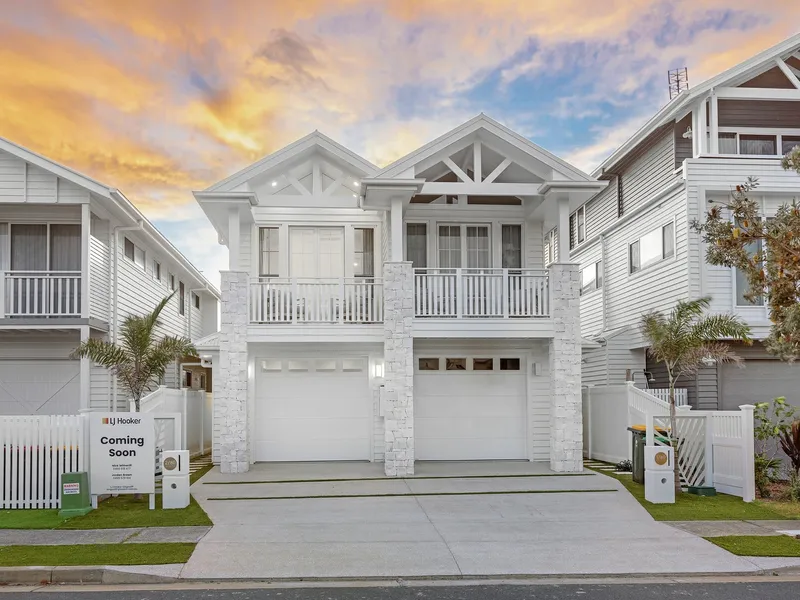 NO EXPENSE SPARED ON NEWLY BUILT KINGSCLIFF BEACH HOUSE